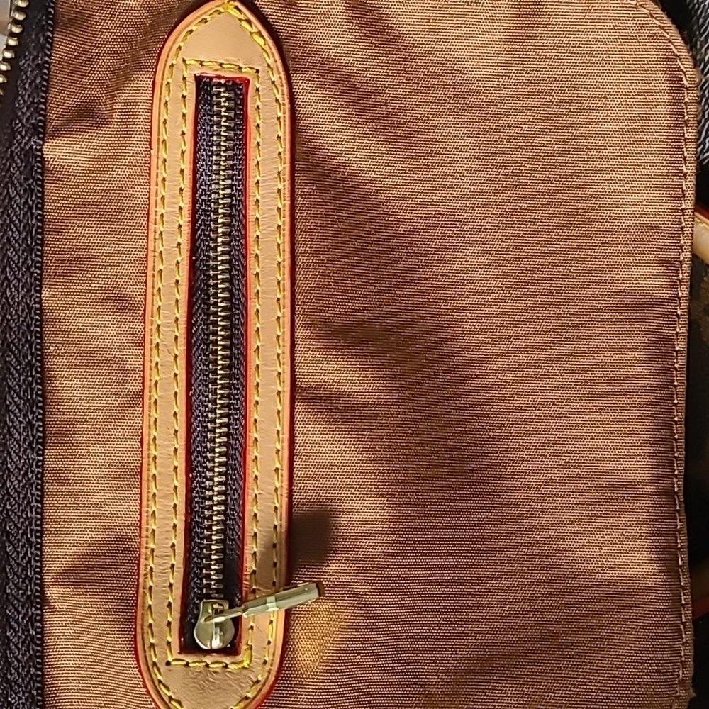 Boston bag